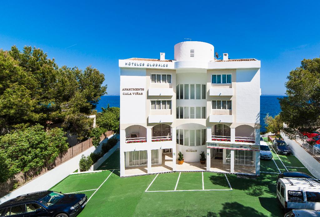 Globales Apartamentos Cala Vinas (Adults only) photo 6