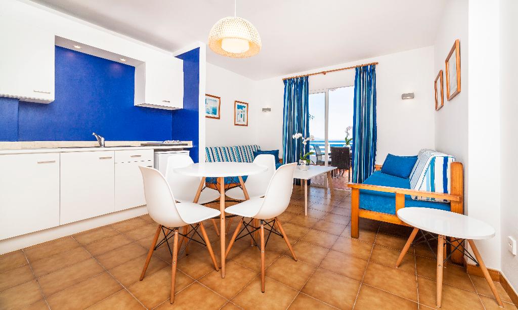 Globales Apartamentos Cala Vinas (Adults only) photo 11