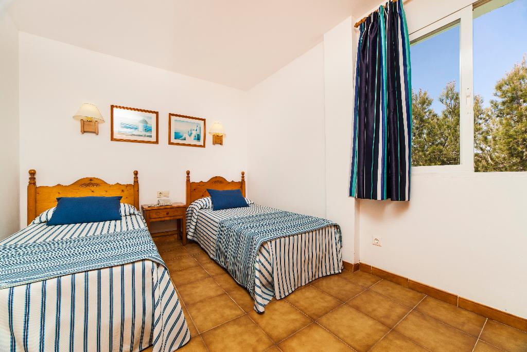 Globales Apartamentos Cala Vinas (Adults only) photo 15